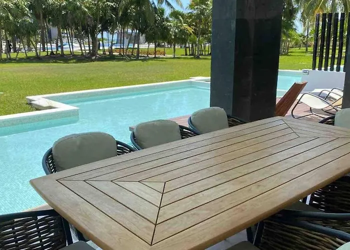 Mareazul Beachfront - Paraiso