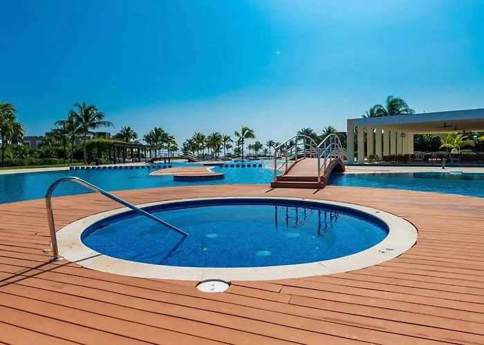 Mareazul Beachfront - Paraiso Apartment