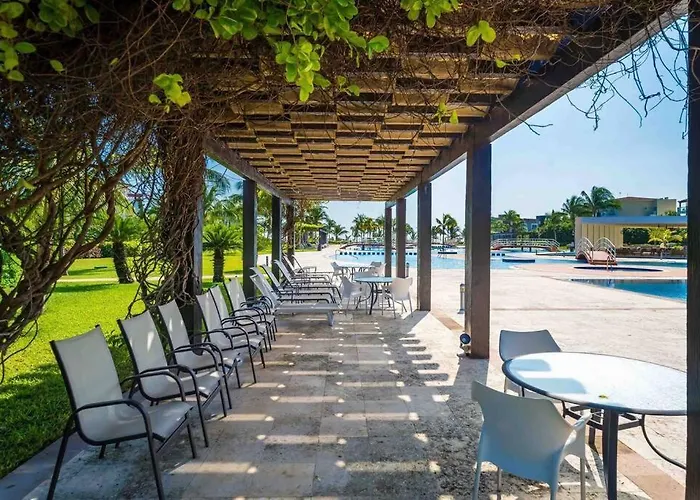 Mareazul Beachfront - Paraiso Apartment